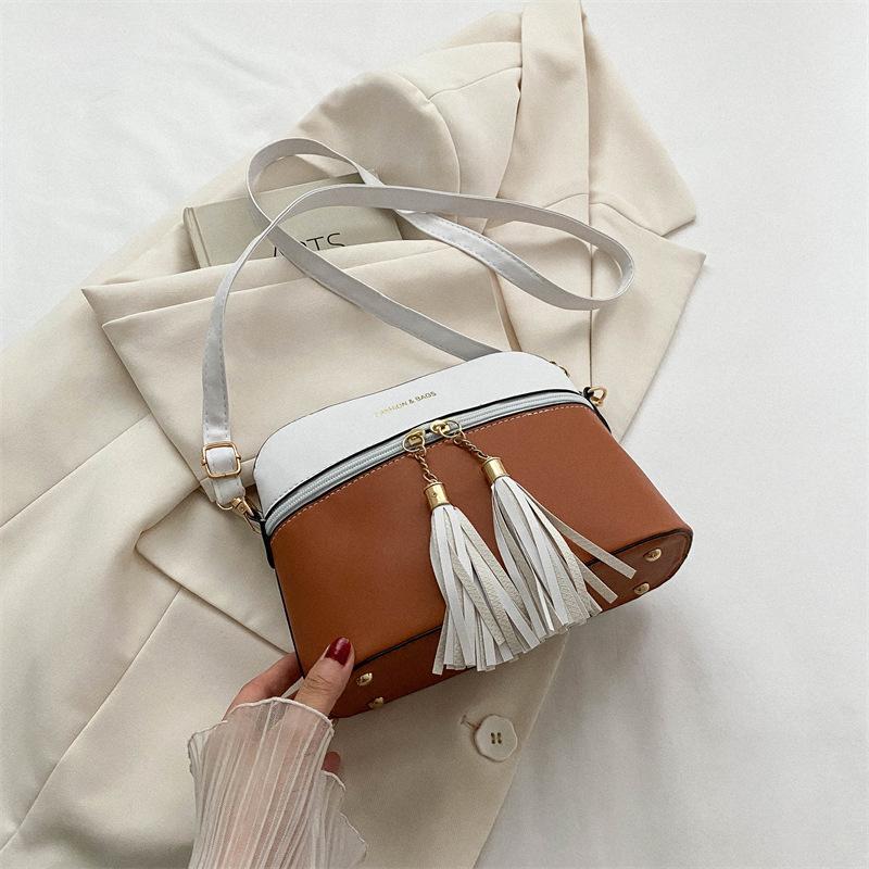 

Stylish Autumn Bucket Bag For Women In Trendy Colorblock Design With Soft Material Pu Brown