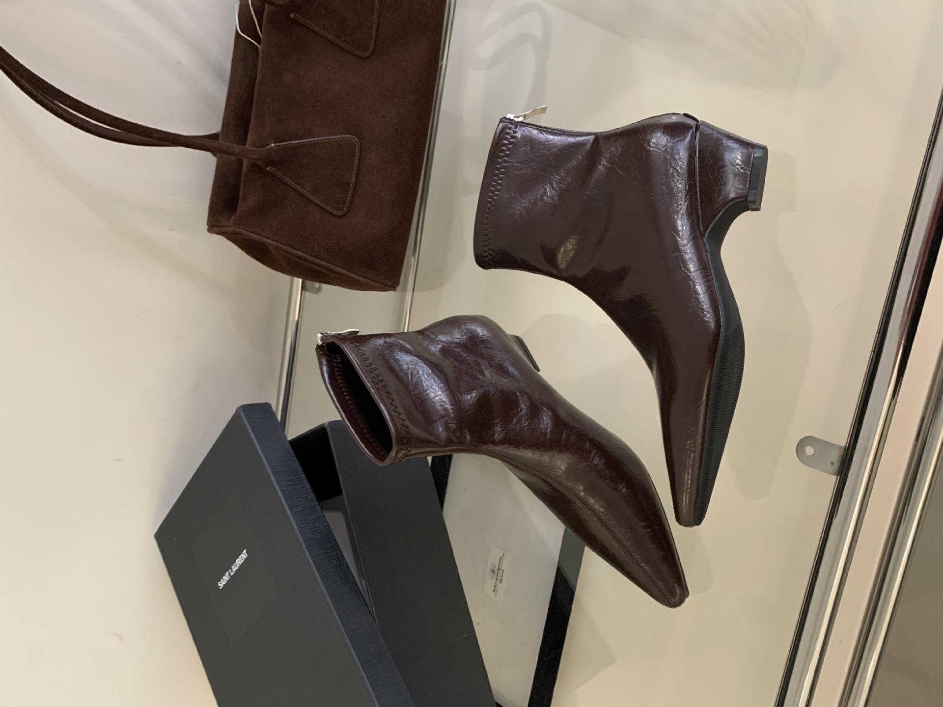 

Thick heel thin boots women s fashion European and American style 2025 new medium heel short boots soft leather pointed Martin boots 39 коричневый