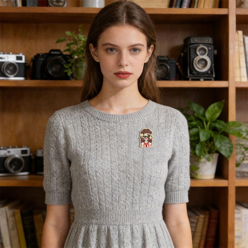 1Pc Traditional Clothing Russian Girl Brooch Versatile Zinc Alloy Retro Backpack Pin Russian-style Metal Brooch
