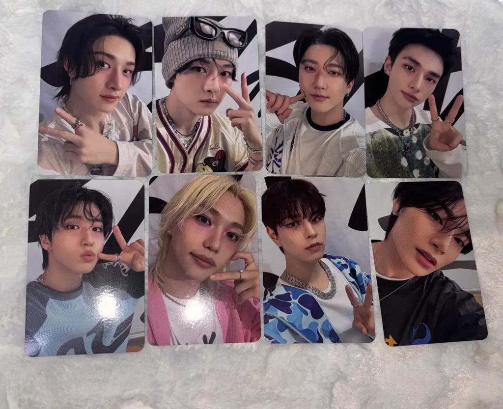 STRAY KIDS Skids Dominate Uncon Multicon Stazon Guitar Peak Keyring Seungmin