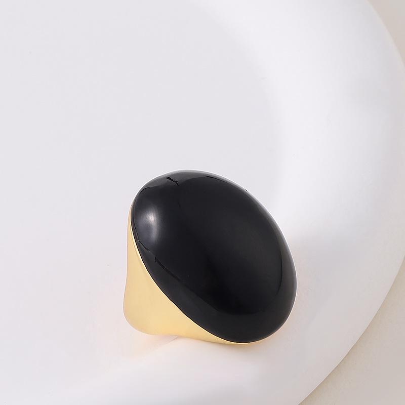 European  American Luxe Adjustable Statement Ring with Drip Oil Finish чёрный