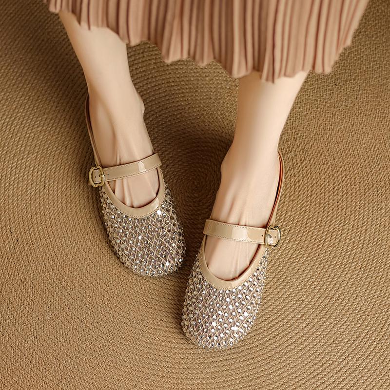 Fashion 2025 New Summer Slippers Sheepskin Shoes for Women Fashion Hollow Out Mules Round Toe Med Heels Cover Toe Slippers Sandals
