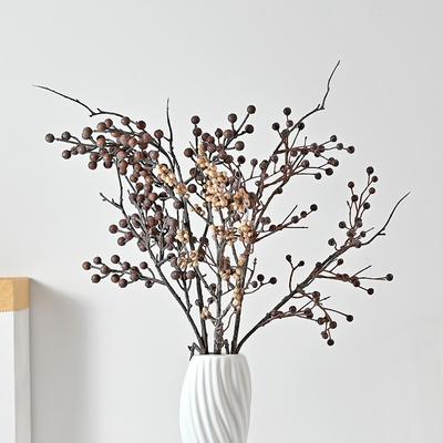 Decoração de casa – Flores e coroas artificiais