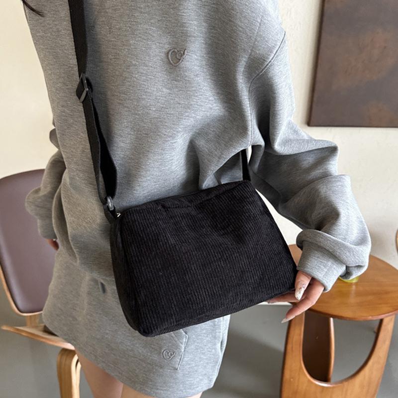 Solid Color Corduroy Shoulder Bag All-match Zipper Handbag Versatile Carry On Crossbody Bag