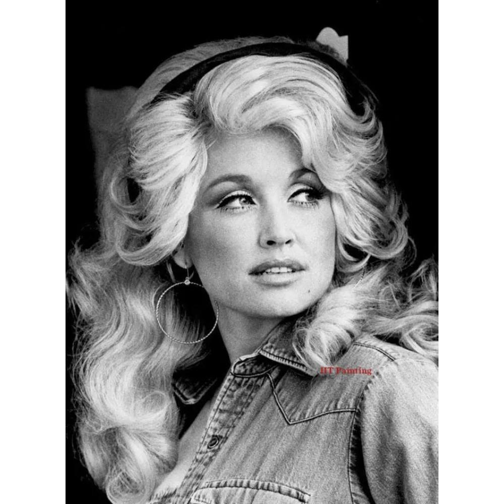 

Vintage 70s Movie Star Brigit-Bardot Smoking Dolly Parton Portrait Poster Canvas Painting Wall Art Pictures Home Decor Gift 40x60cm No Frame