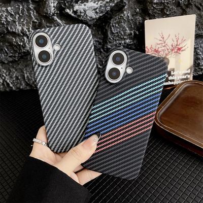 Coques de téléphone fines sans cadre texture fibre de carbone mate pour iPhone 11 12 13 14 15 16 Pro Max Plus Housse rigide antichoc demi-emballage