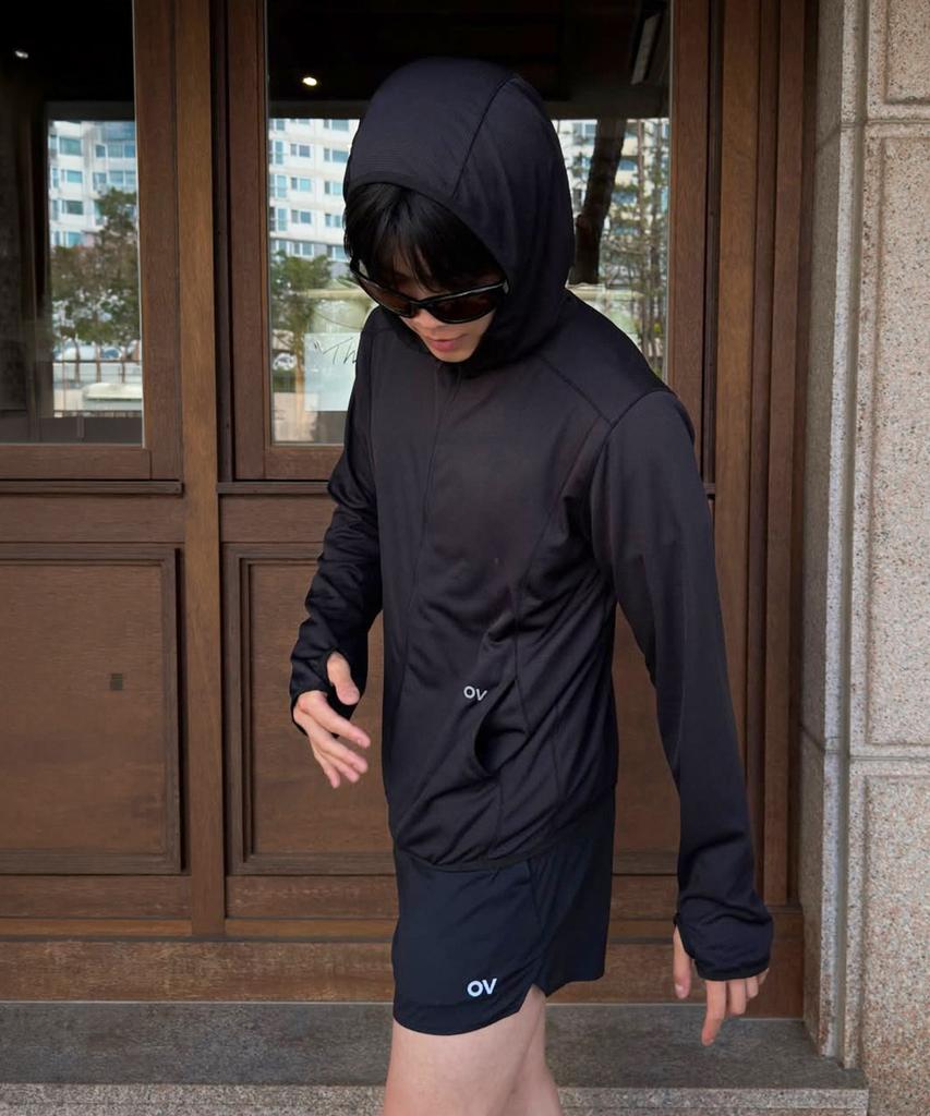 Ausdoeoboiseu Technol-Ov™ Race Shorts (Black)