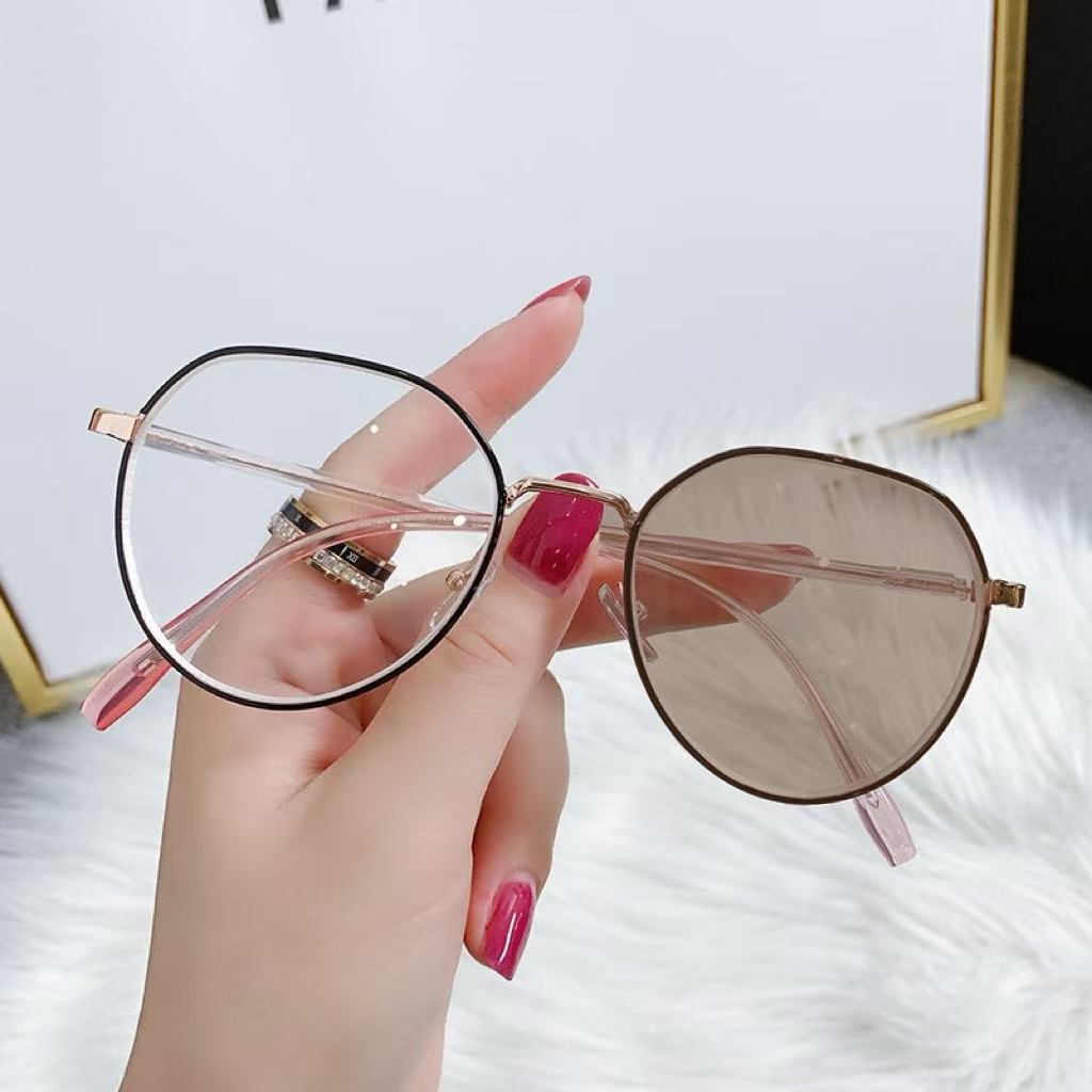 Plamis Pochromic Anti Radiation Metal Computer Glasses Anti Blue Light Eyeglasses For Women/Men