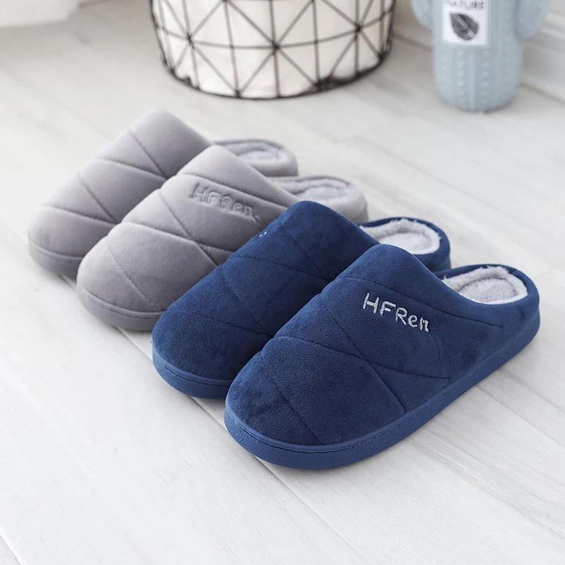 Modische Baumwollpantoffeln für Herren im Winter, rutschfest für drinnen, einfache Hausschuhe für den Heimgebrauch, Winter-Erwachsenenpantoffeln,