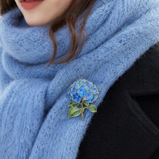 Durable Brooch Pin Pin Enamel Hydrangea Shape Lapel Polished Edges Backpack Smooth Round