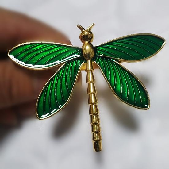 Dragonfly Napkin Ring Metal Springtime Napkin Holder Green Dragonfly Napkin Ring for Table Settings Wedding Holiday Dinners Decoration