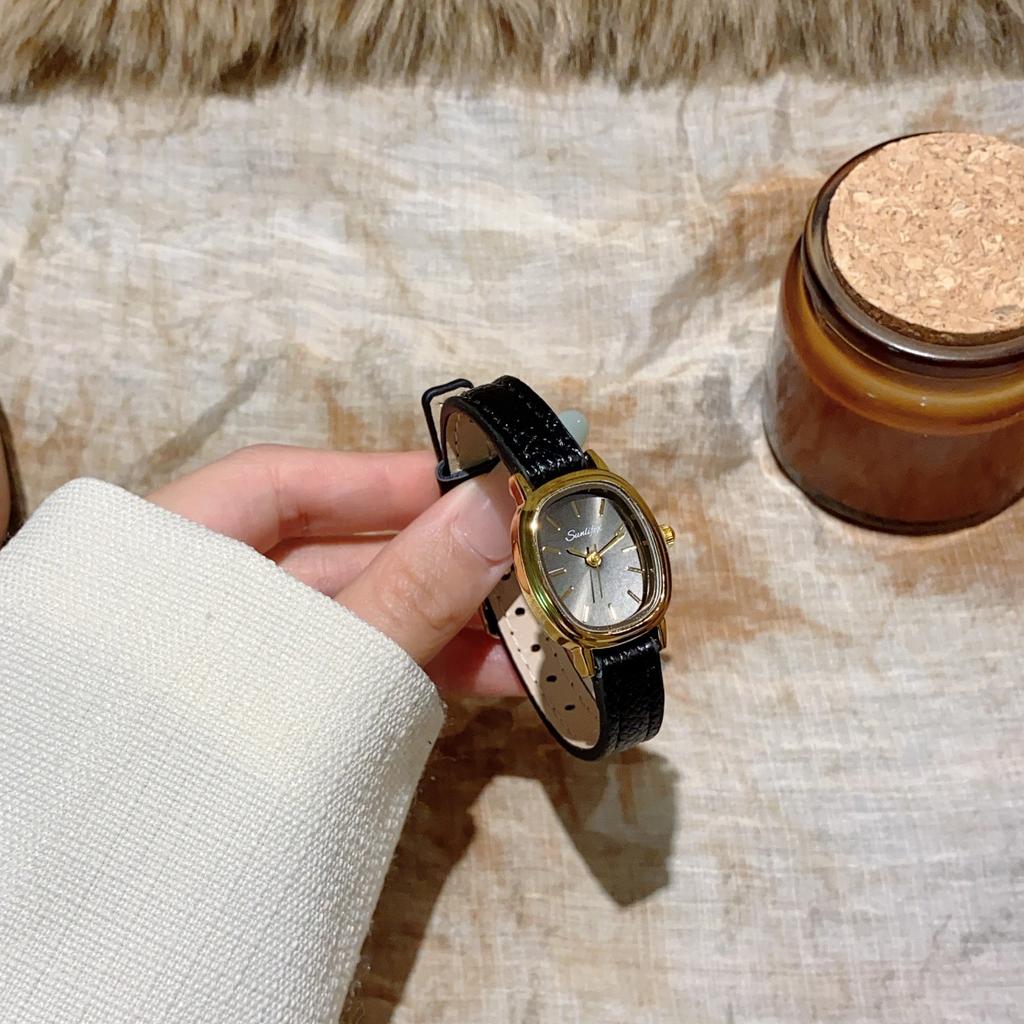 Sunlifex Simple Temperament Square Round Watch Women'S Literary Retro Mori Belt Student Workplace Quartz Watch