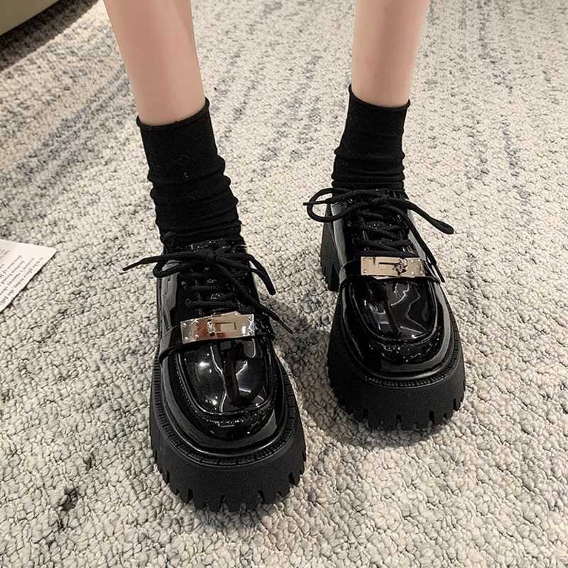 Lace-up muffin platform loafers women's new spring high-heeled lock black small leather shoes are comfortable and versatile
