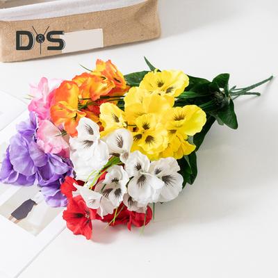 Woondecoratie – Decoratieve bloemen en kransen