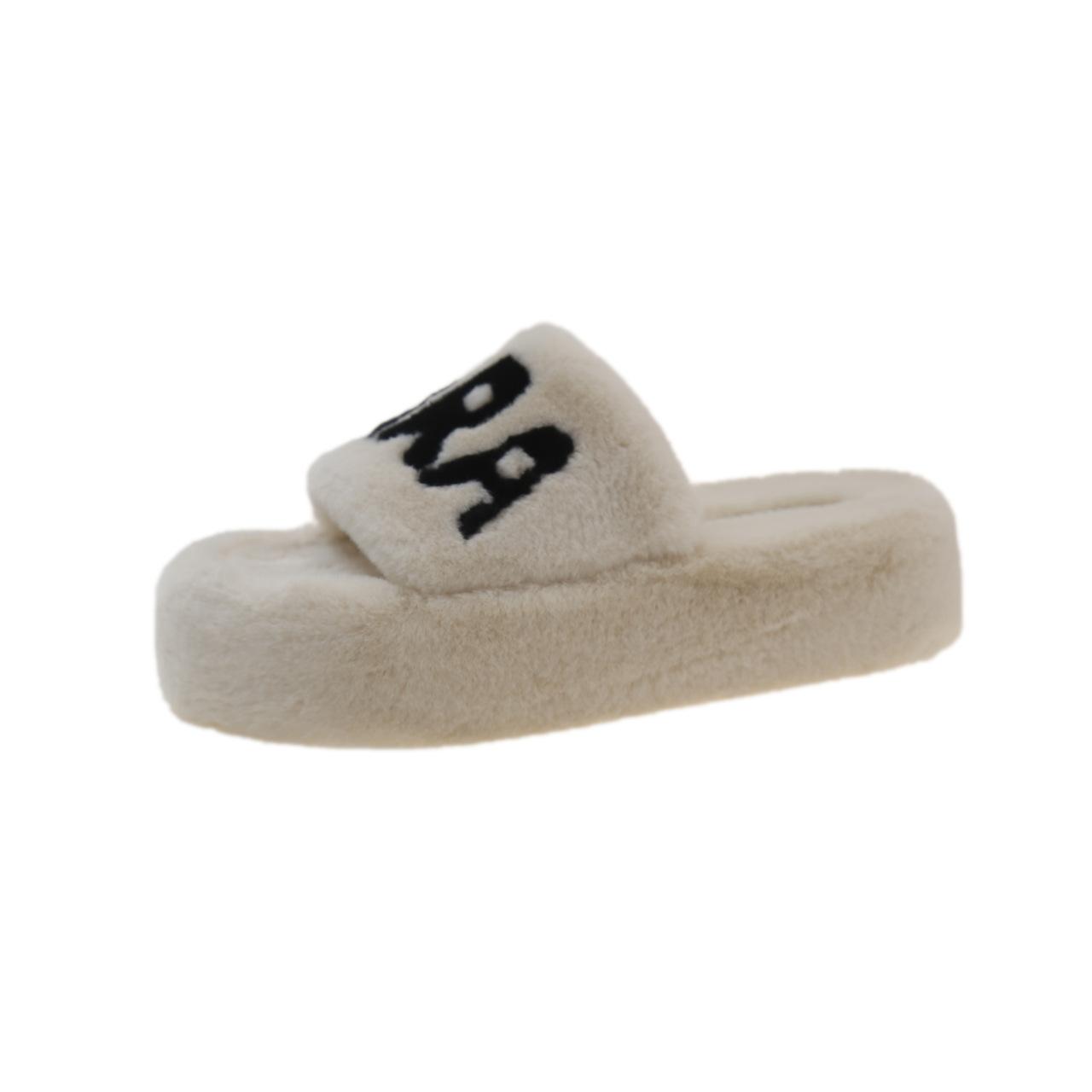 

Mao Mao slippers women wear 2024 new thick-soled letter Mao Mao shoes high-end women s fashion foreign cotton slippers 42 бежевий