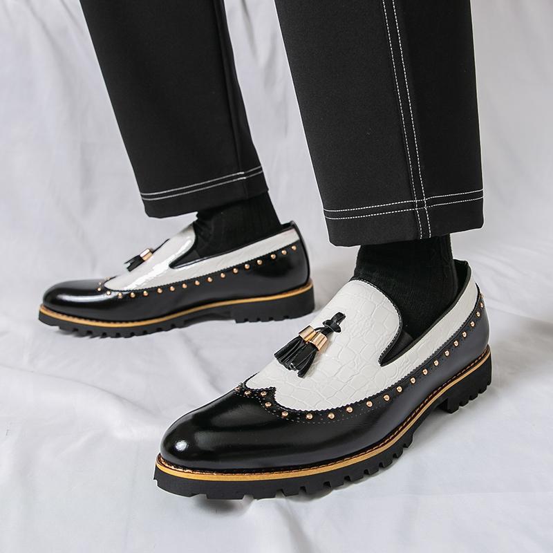 Large size 2025 men's loafers four seasons new casual business leather shoes fashion men's shoes foot fringed shoes