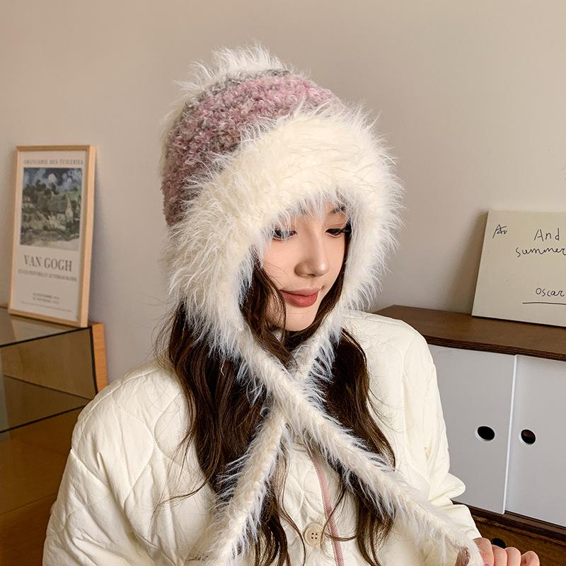 Women's Autumn and Winter Fashion Knitted Hat Warmth Protects Ears and Colds To Show Their Faces Small Wool Hat Big Head Surround Lei Feng Hat