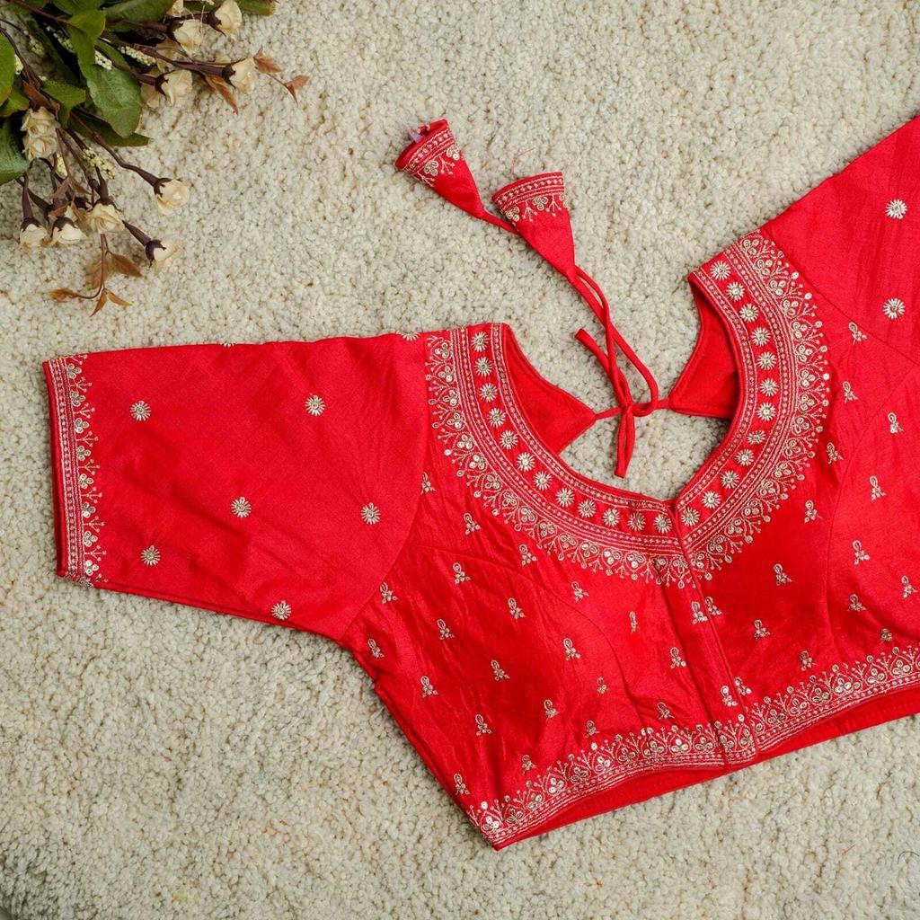 Beautiful Designer Party Wear Blouse Indian Bollywood Ethnic Half Sleeves Choli