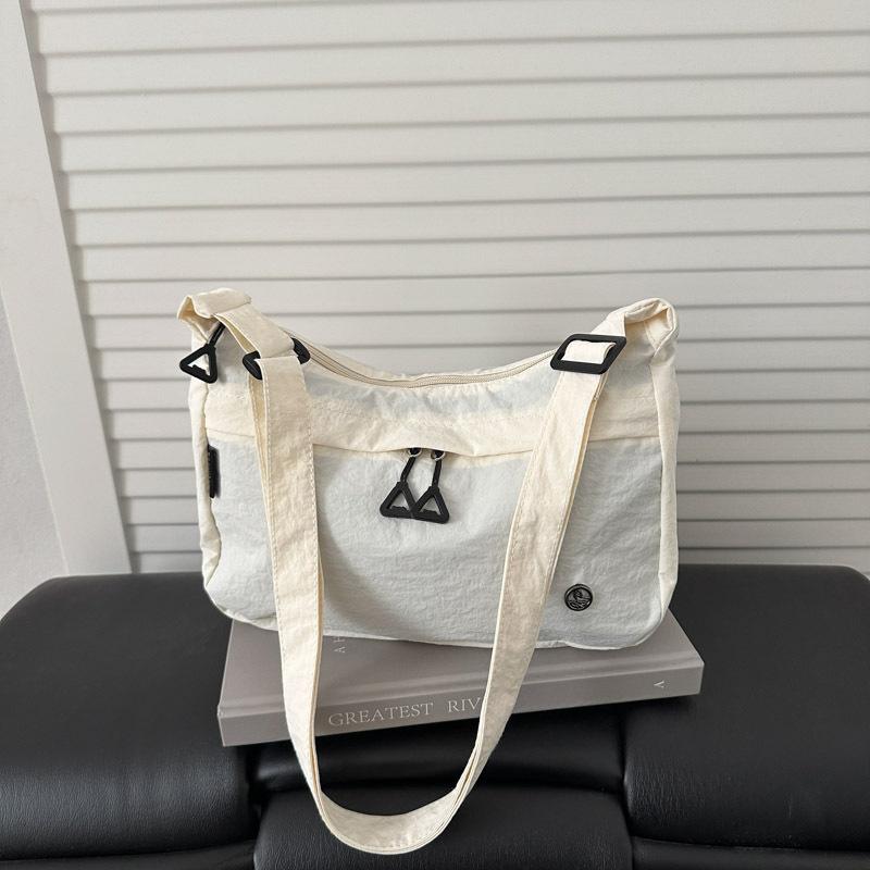 

New niche lightweight and slightly waterproof nylon small square bag multi-back method single shoulder oblique span bag underarm bag білий