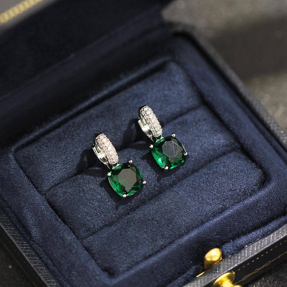 New product exquisite niche high-end sense five-color square diamond earrings temperament versatile simple fashion ear buckle earrings women's earring