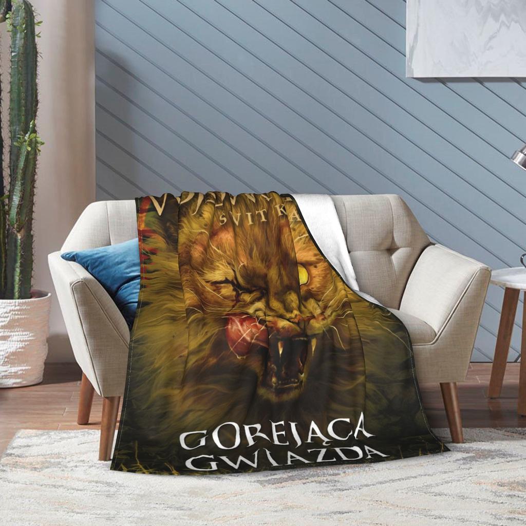 Super Soft Warriored Cats Throw Blanket Premium Fleece Flannel Lightweight Bed Blanket Cozy Fluffy Blankets All Season Use