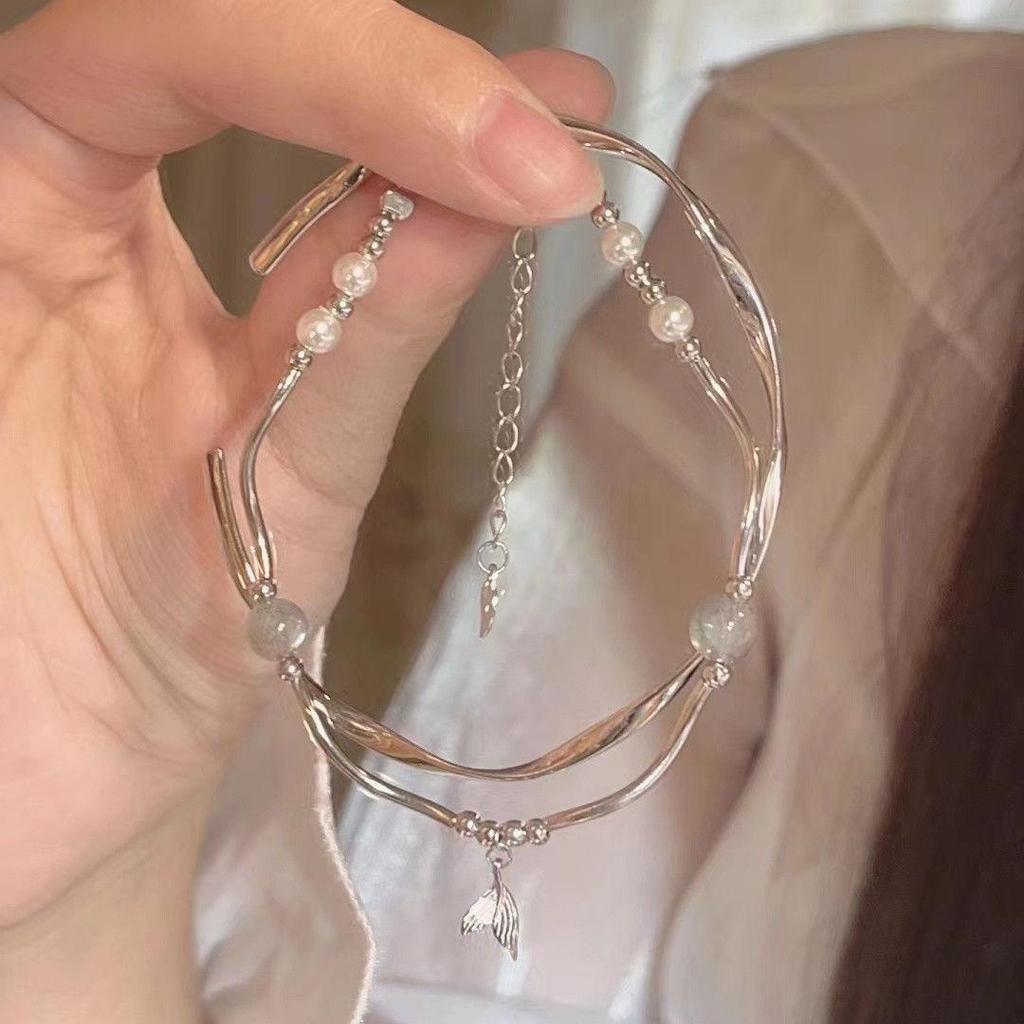 Layered Fishtail Bracelet: Chic Niche Style with a High-End New Chinese Twisted Design for Women
