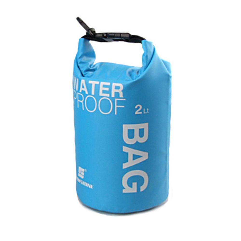 

Stay dry and protected: high-quality dry bag bags in a variety of colors for kayaking, boating, camping, and fishing 2L небо синє кольору