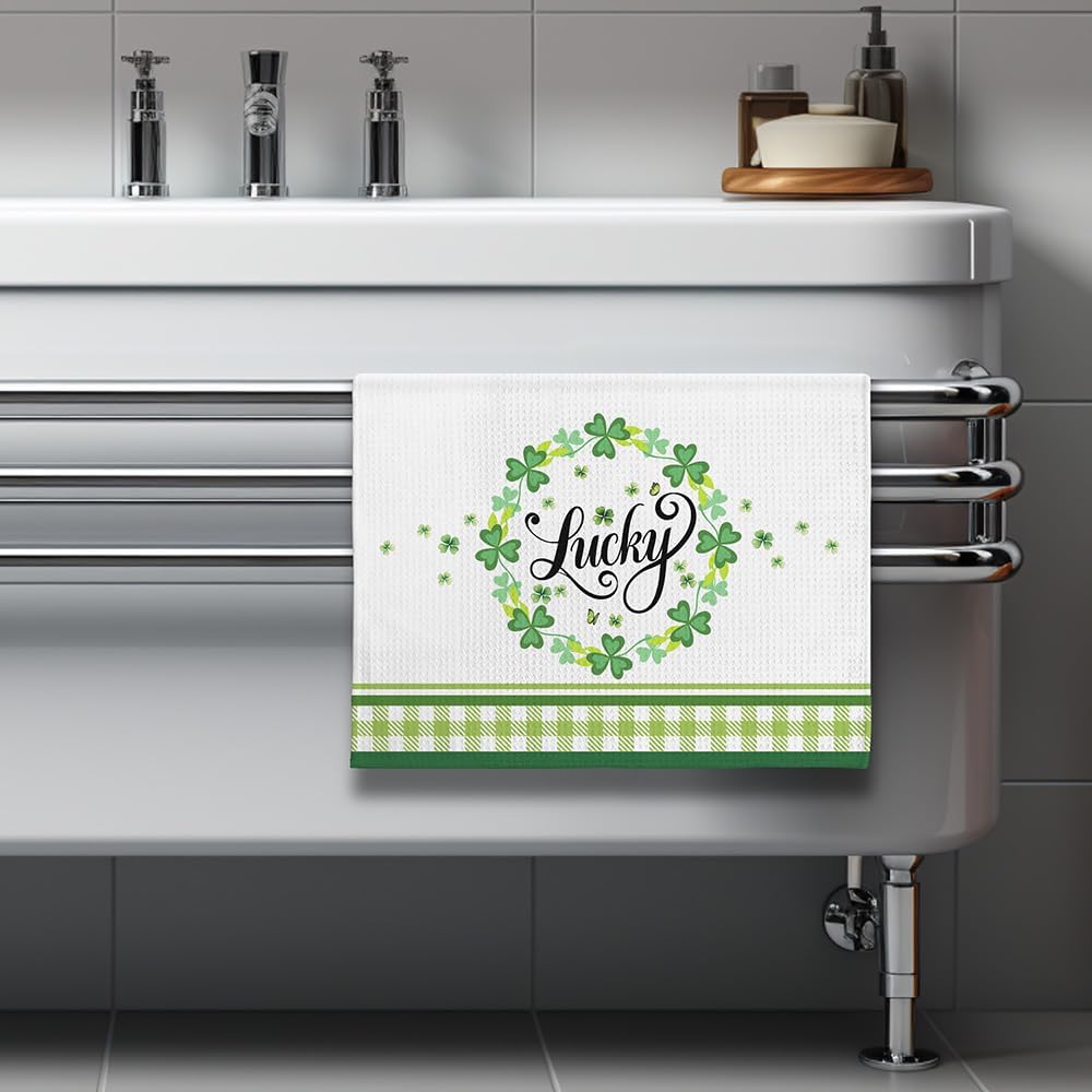 St Patricks Day Luck Green Kitchen Towels - Shamrock Wreath Quick-Dry Embroidered 'Lucky' Centerpiece Art, Irish-Themed Decorative Hand Towel for