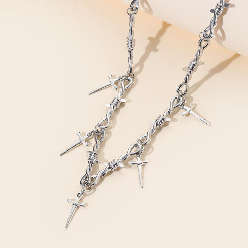 Gothic Short Dagger Pendant Punk Necklace with Wire Mesh Spikes