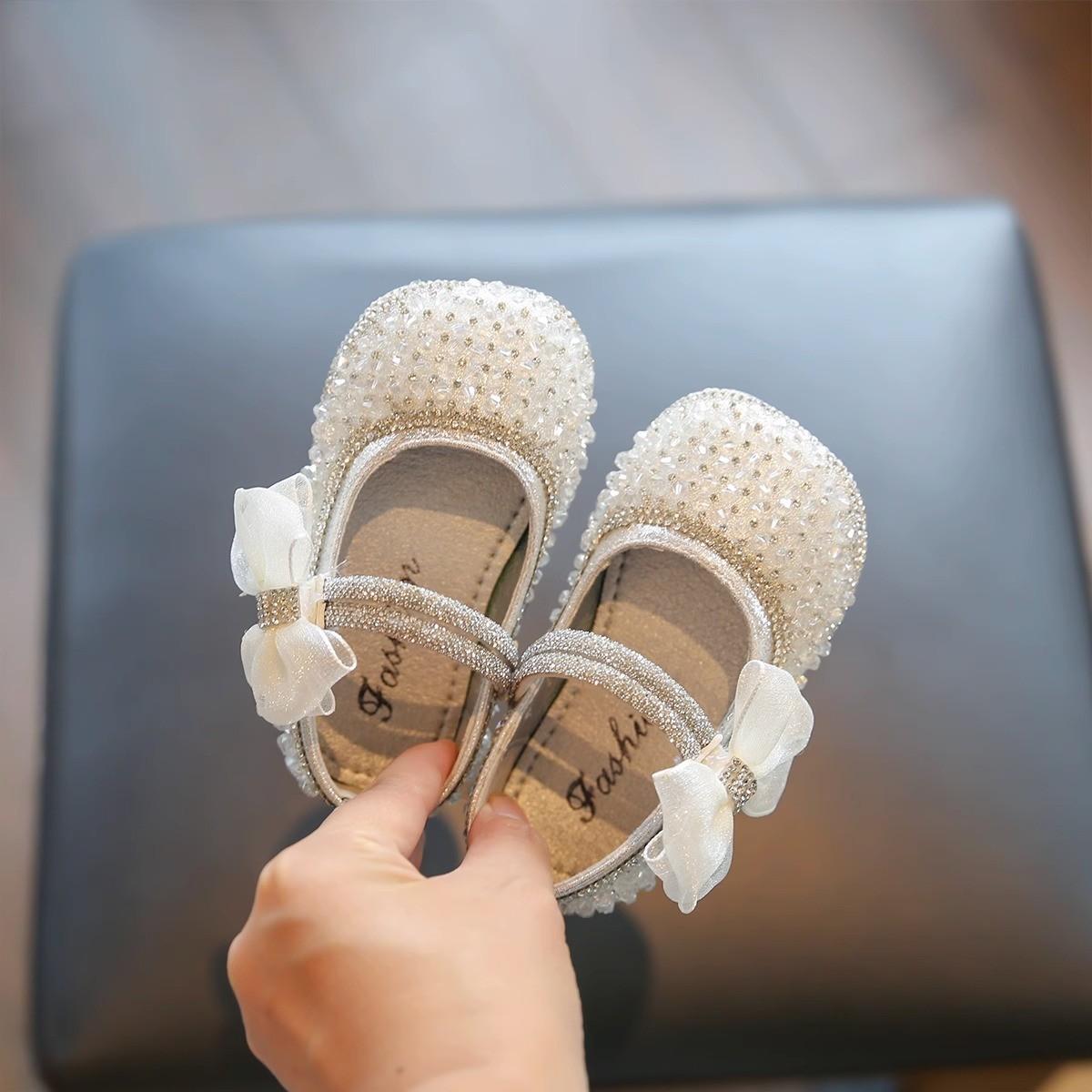 

Baby girl s soft-soled shoes, new spring and autumn models, one-year-old baby s first walking shoes, fashionable princess shoes, girls shoes, 15 серебряный