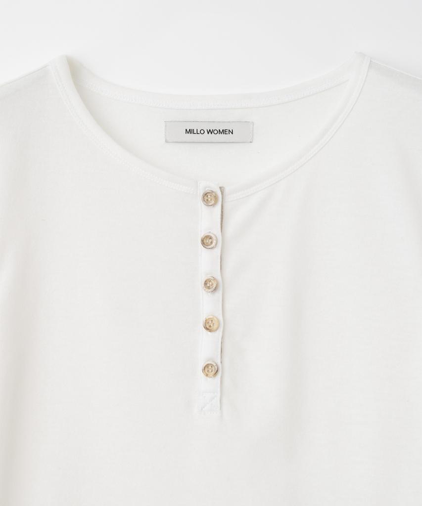 MILLO WOMEN Tape Henley Neck T-Shirt [Ivory]