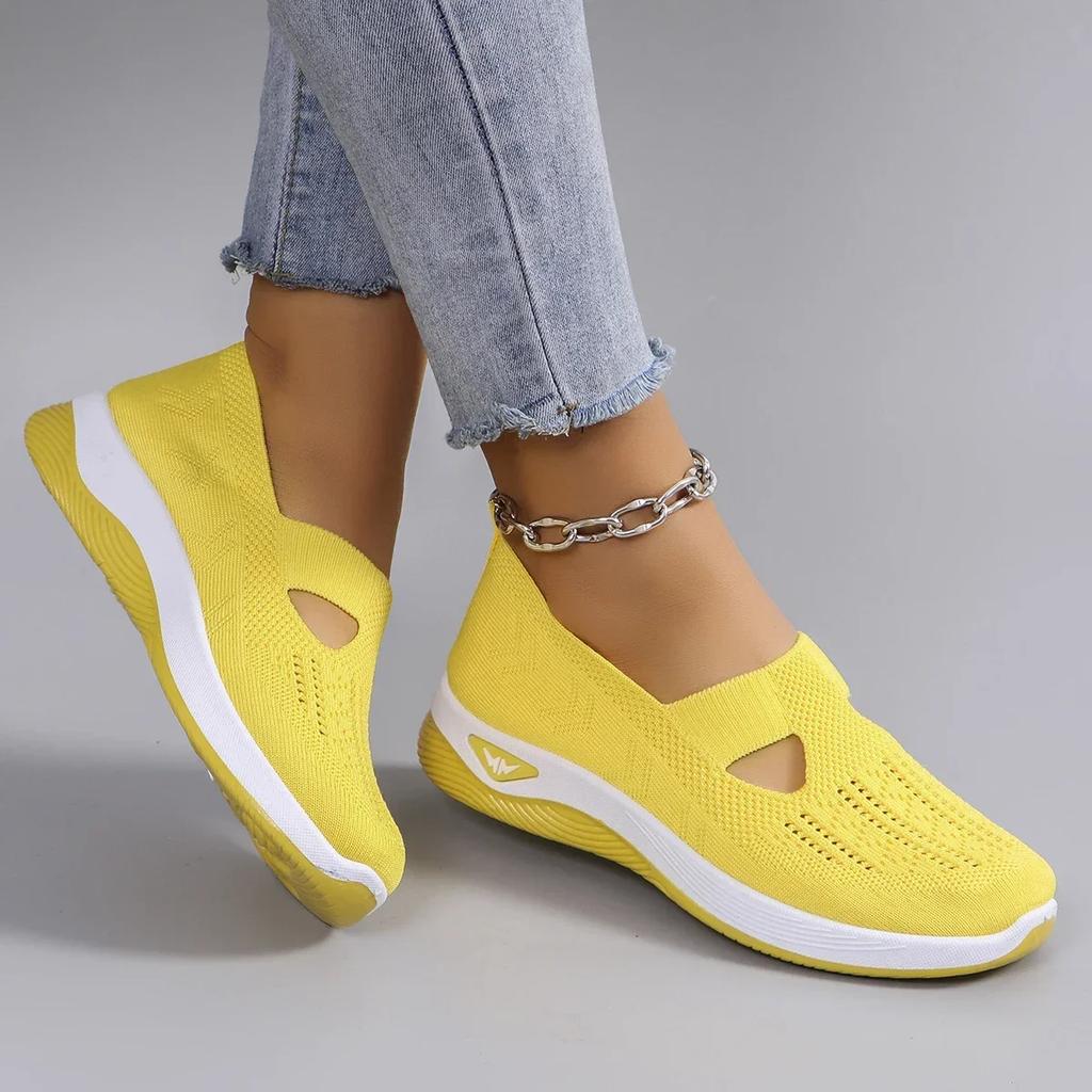 Fashion Women's Shoes Spring New Middle Aged and Elderly Mom Shoes Soft Soled Breathable Women's Casual ShoesSports Shoes