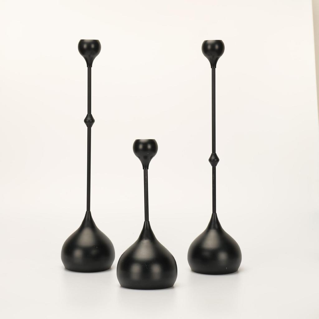Wrought Iron Electroplated Candlestick: Luxurious Decor for Hotels, Weddings, or Dining Tables