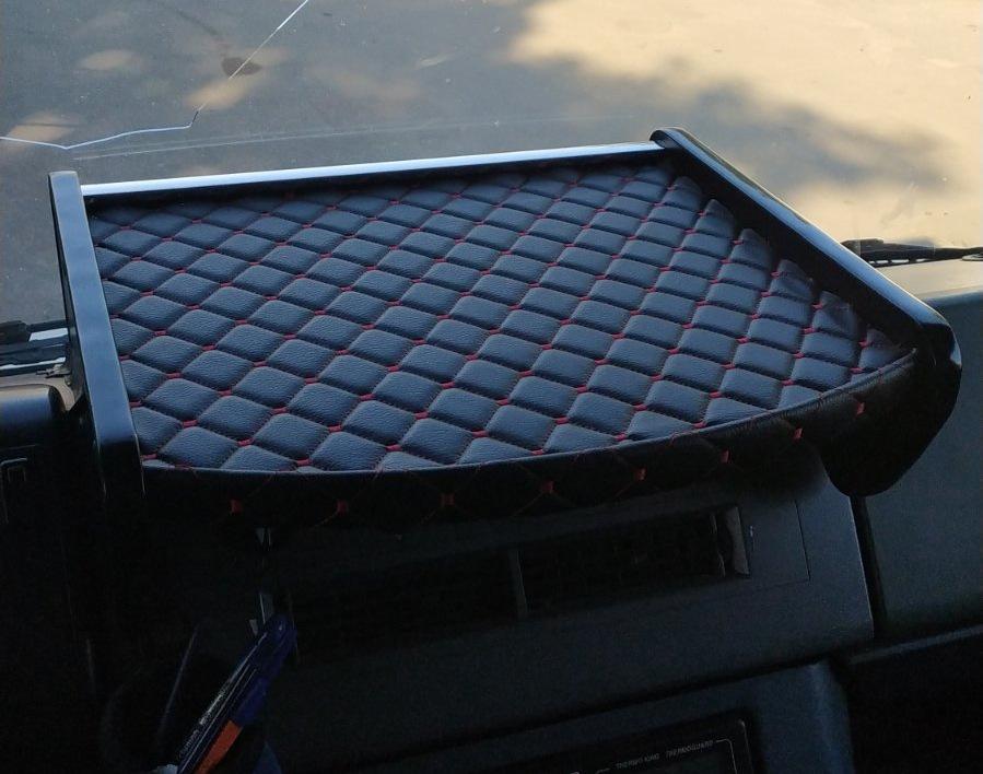 

Полиця на панель (ECO-RED) для Mercedes T2 (507-814)