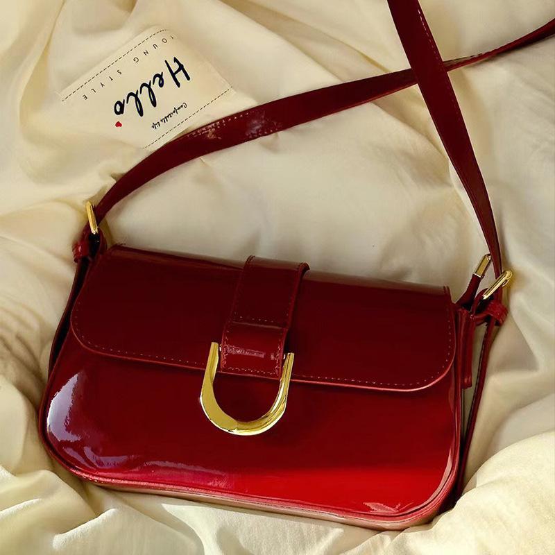 Retro Premium Texture Patent Leather Glossy Horseshoe Buckle Fashion Underarm Bag Burgundy Premium Black Shoulder Messenger Bag