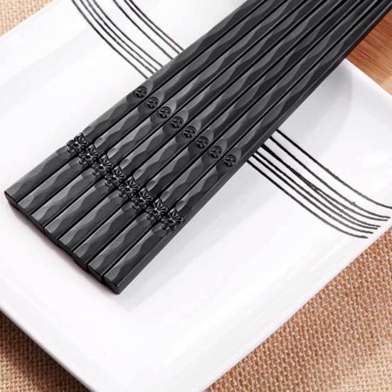 1 Pair Japanese Chopsticks Unbending Anti-slip Handles Alloy Japanese Sushi Chopsticks for Home