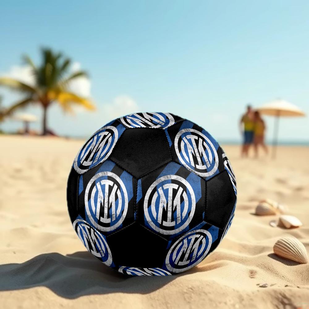 TAGLIA 5 Pallone da Calcio FC Internazionale Milano Colorato Per Tutte le Età Cucito a Macchina PVC Pronto per la Competizione Resistente Alta Rimbalzabilità