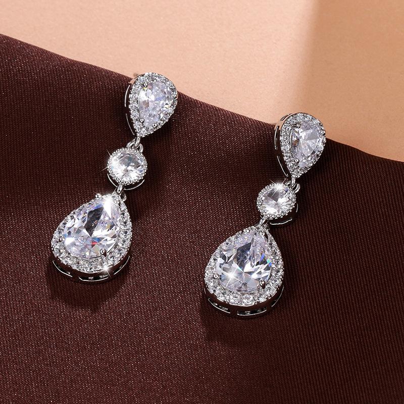 Bridal High-end Earrings Temperament Elegant Water Drop Zircon Stud Earrings European and American Cross-border Fashion Women's Exquisite Earrings