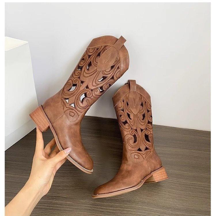 2025 New Boots Embroidery Hollow~ Western Cowboy Boots Women's Breathable V-Mouth Desert Boots Thick Heel Martin Boots