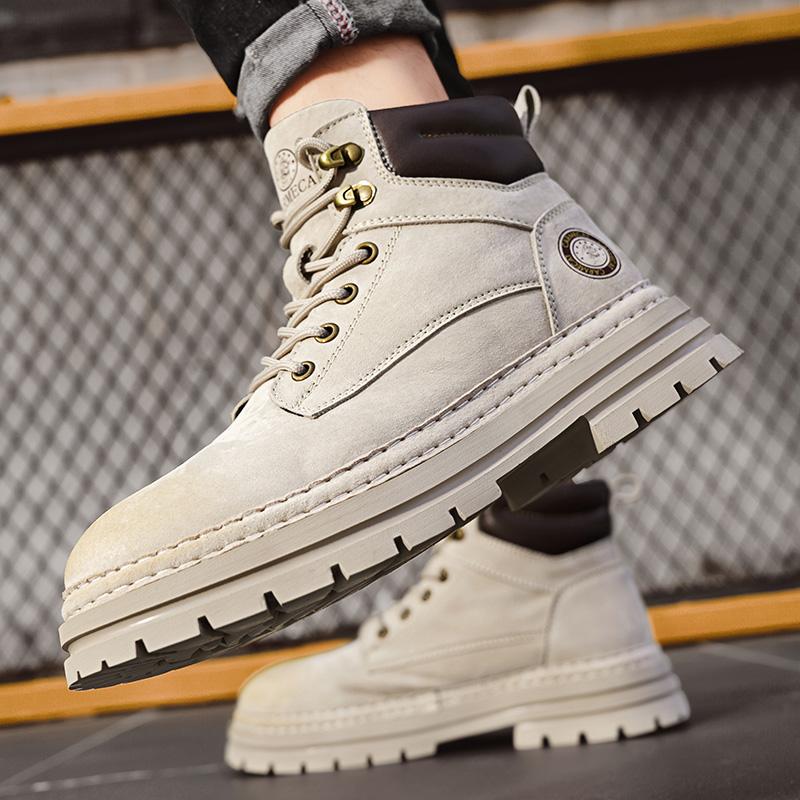 Fashion Outdoor Leather Mens Slip on Boots Platform Shoes Luxury Brand Men Winter Snow Boots Fashion All-match Men Motocross Boots