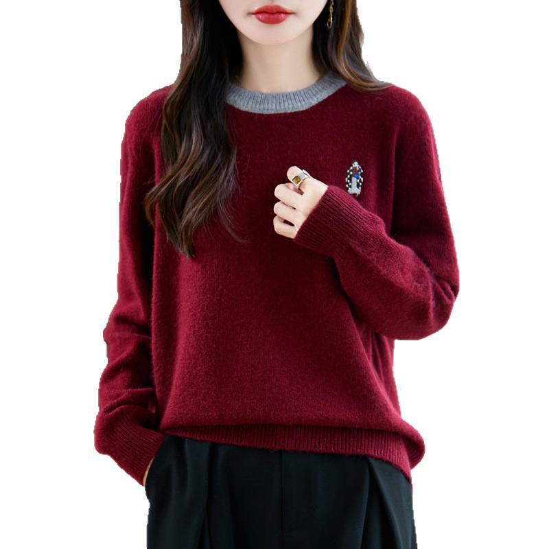 2025 Autumn/Winter Women's Plus Size Loose Embroidered Knit Sweater - Fashionable Temperament Top