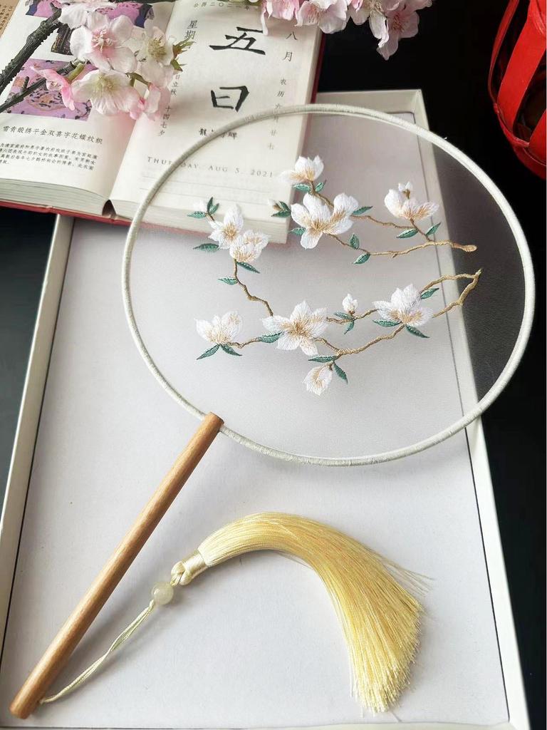 Ancient Style Chinese Embroidered Round Fan for Hanfu and Cheongsam