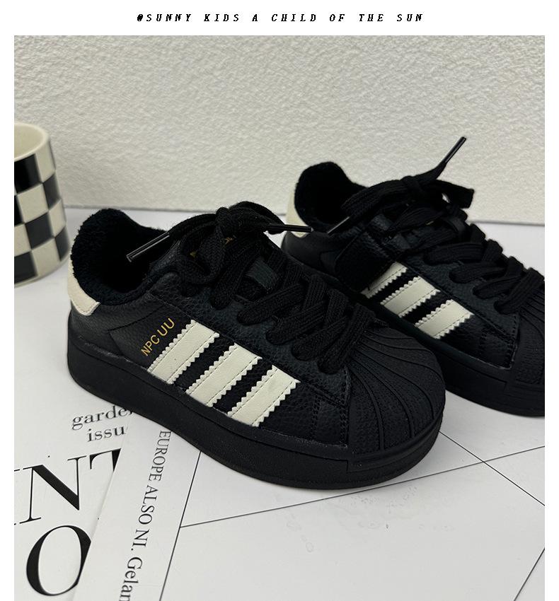 Lekkie, antypoślizgowe trampki skate z noskiem w kształcie muszli dla dzieci na wiosnę/jesień