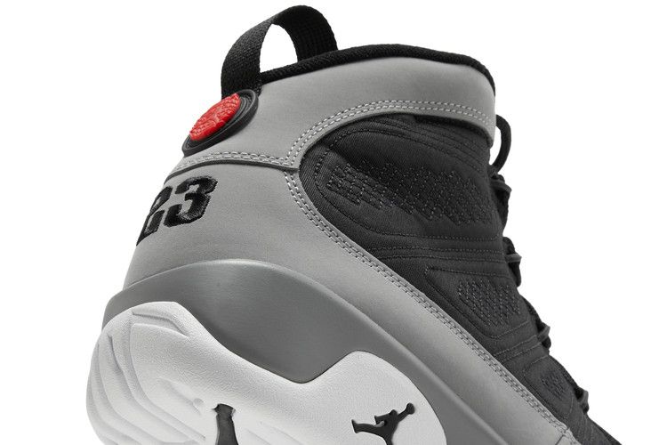 Jordan 9 Retro Particle Grey
