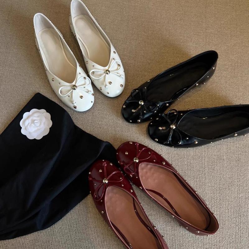 New Retro Rivet Belt Buckle Single Shoe Spring Autumn Women Casual Commuting Daily Round Head Concise Flat Shoes 34-43