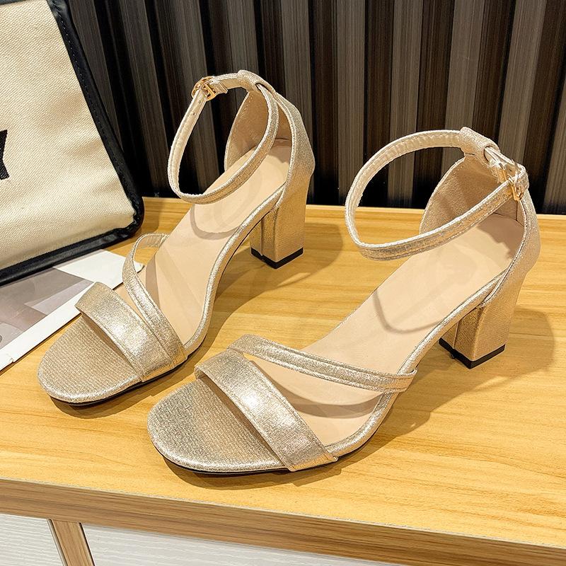 

Лето 2025 года, пряжка из одного слова, босоножки на высоком каблуке с открытым носком, стиль французской феи с юбкой, классные тапочки, обувь знаменитостей из Интернета 35 золотой