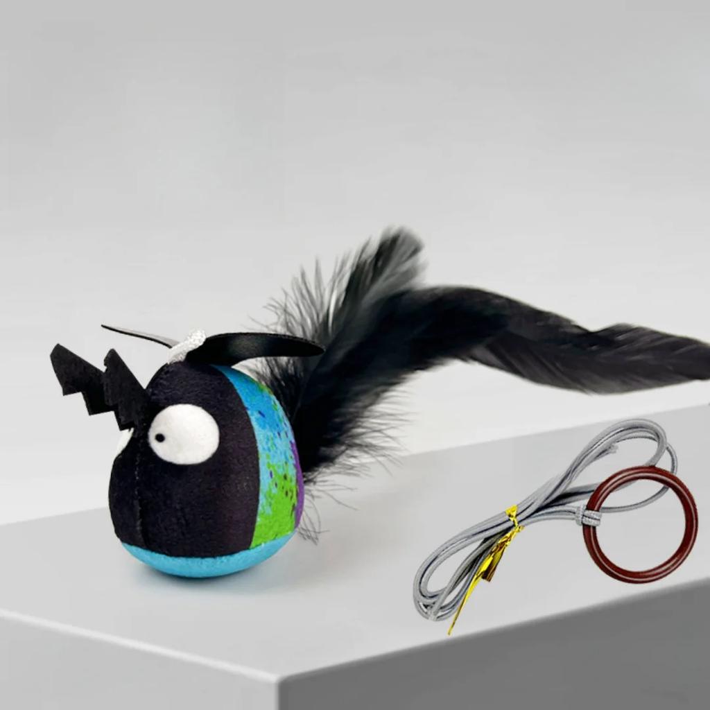 Pet Plush Sounding Toy Hanging Plush Ball Simulation Insect Creative Cat Toy Bite-resistant