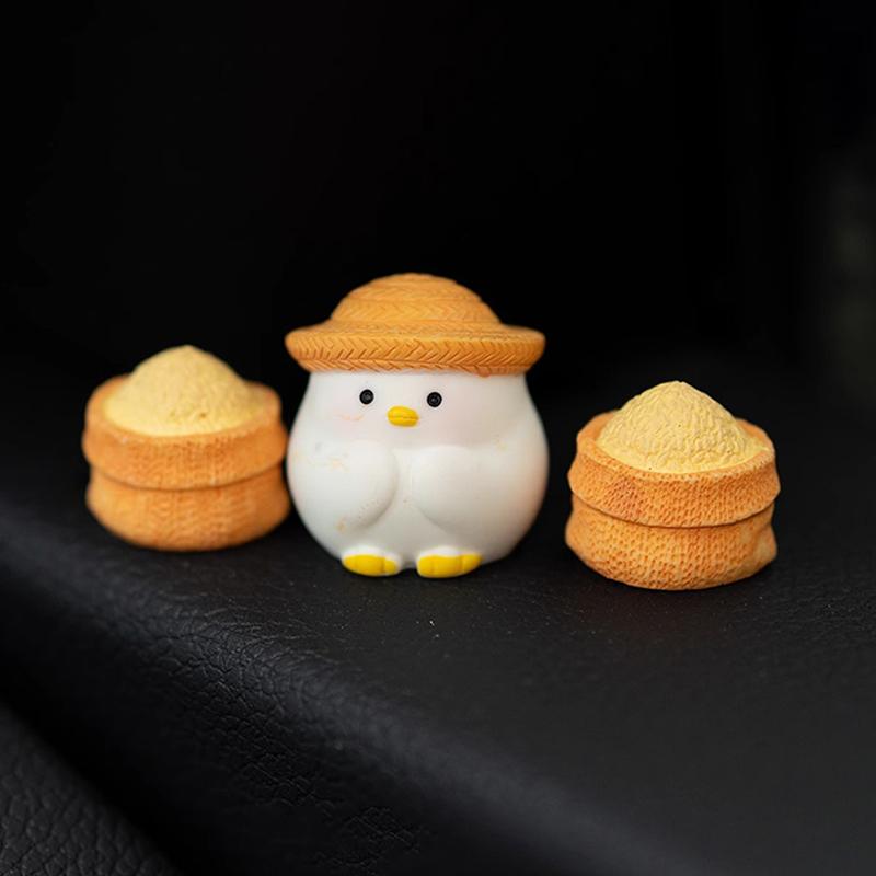 Creative Car Navigation Screen Rear Mirror Cute Chick Straw Pile Supplies Accessories Car Center Console Ornament Decoration