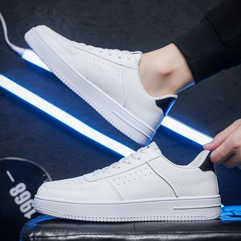 Men's White Shoes, Breathable Pure White Sports and Leisure Board Shoes
