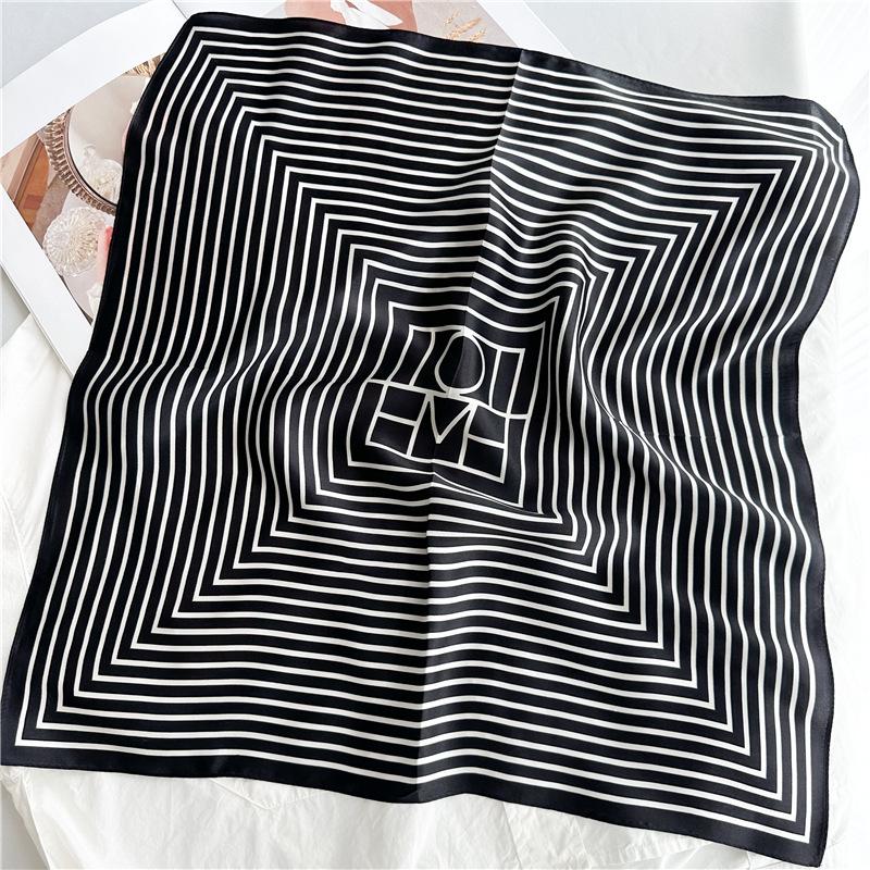 Retro Cashew Mulberry Silk Square Scarf - Women's Versatile Korean Style Scarf